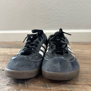 black adidas samba